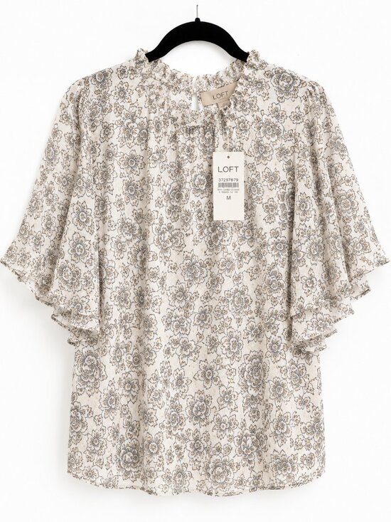 LOFT Tops - NWT LOFT Floral Flutter Sleeve Blouse Ivory Gray Gold Clip Dot  🌸Item #1002